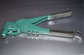 Rivet Guns